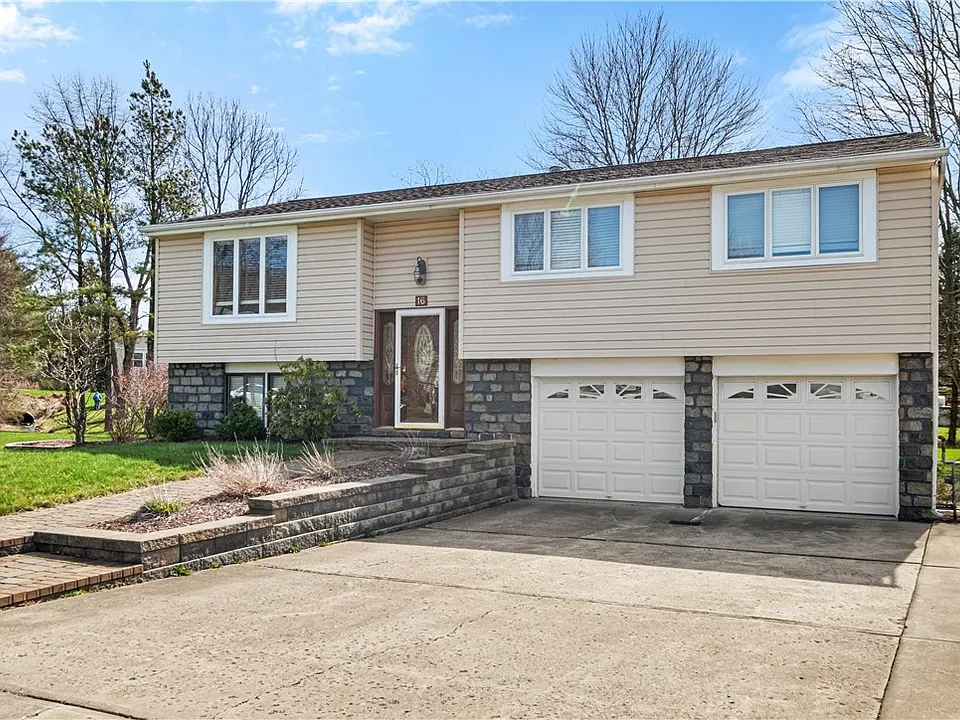 16 Wheatfield Dr