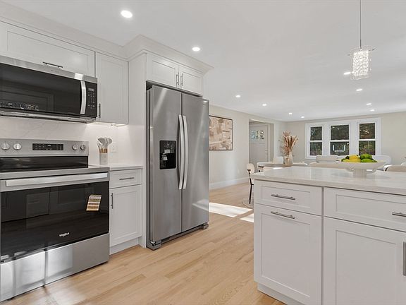 4th image of 58 Chandler Rd