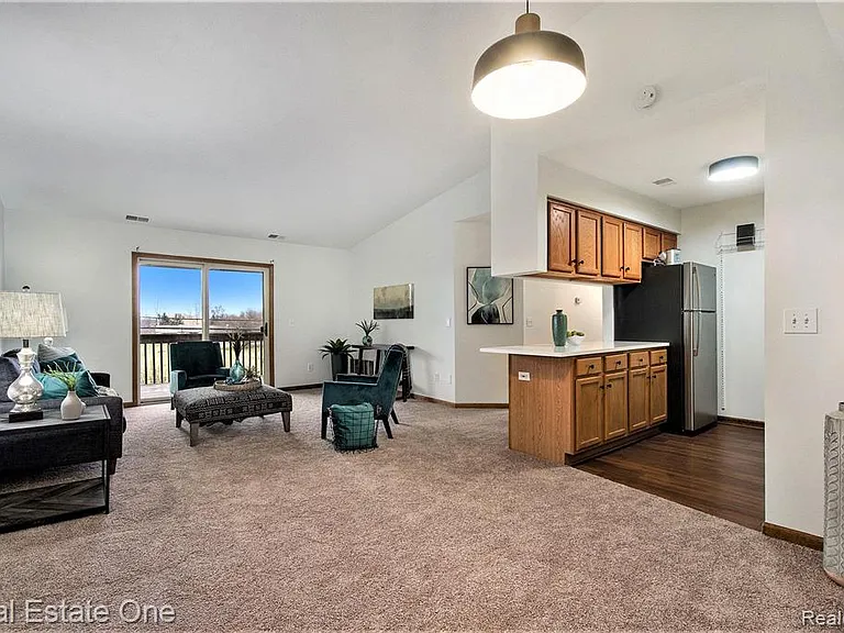 2658 Stadium View Dr #7 — Photo 4