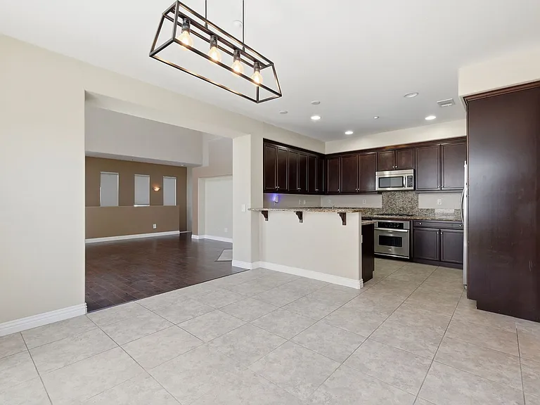 1713 Cripple Creek Dr — Photo 10