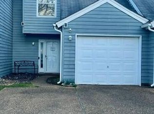 58 Madison Chas, Hampton, VA 23666