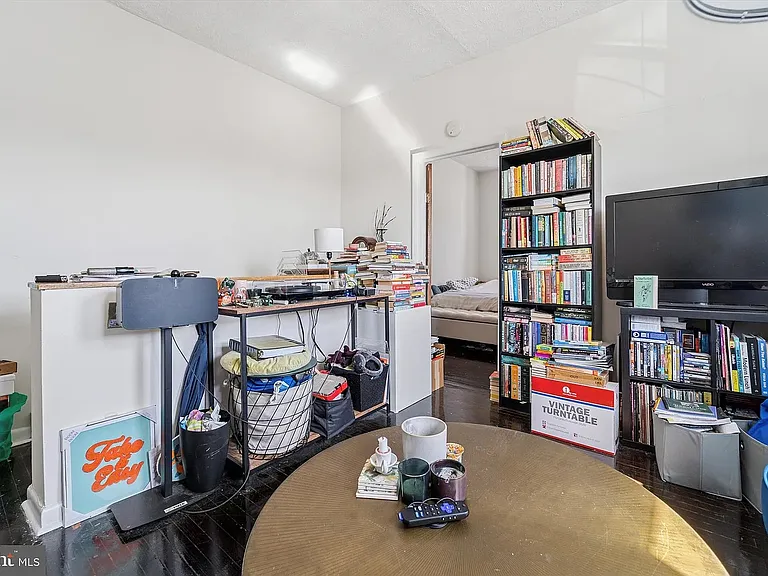 2842 Cedar St #2 — Photo 9