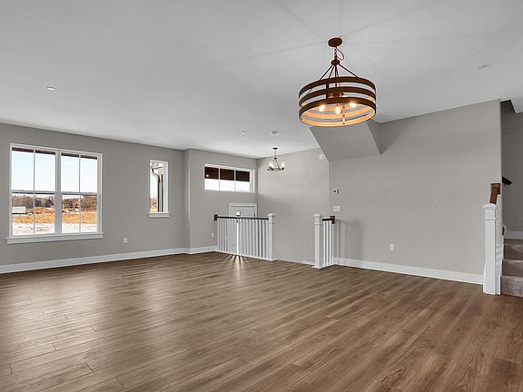 3rd image of 203 Estate Dr
