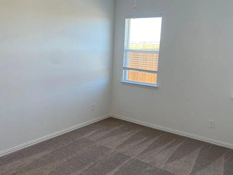 1612 Pine Valley Dr — Photo 22