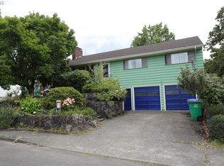 1424 SW Freeman St, Portland, OR 97219