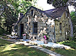 40 Newtown Tpke, Weston, CT 06883