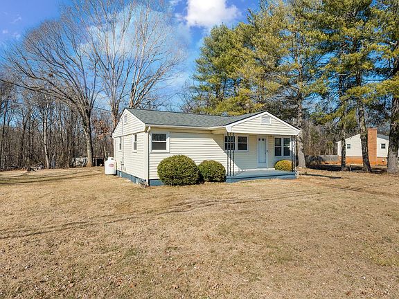 3rd image of 649 Amelon Rd