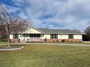 410 Tahoe Dr, Kearney, NE 68847