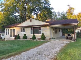 141 N Overhill Dr, Bloomington, IN 47408