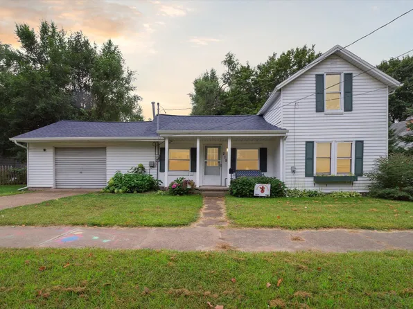 215 E Center St, Belding, MI 48809