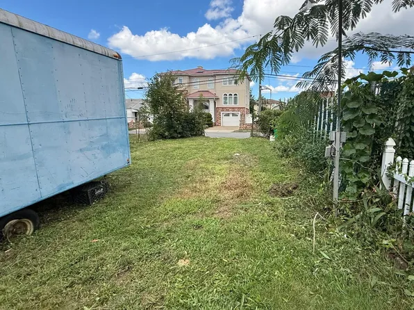 246 Sanford Avenue, Lyndhurst, NJ 07071