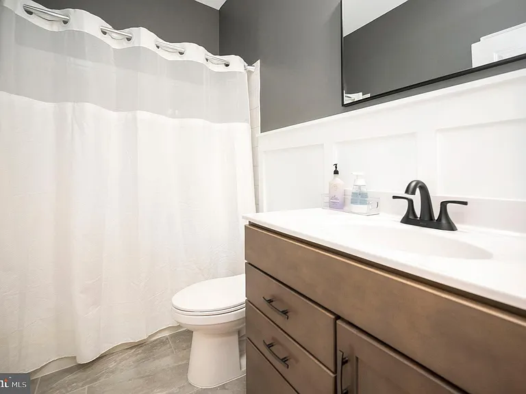 162 Shaded Valley Ct — Photo 31