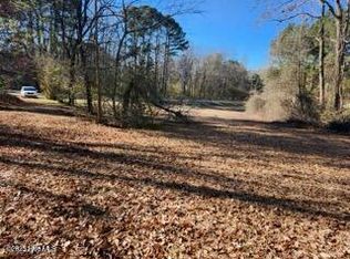 2312 Charleston St SE, Wilson, NC 27893