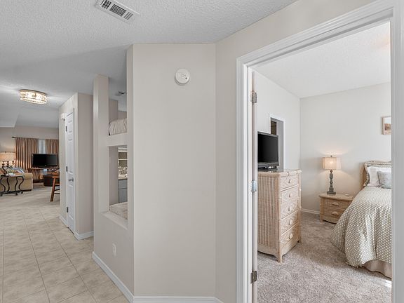 4th image of 775 Gulf Shore Dr Unit 9127