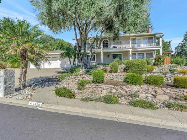 2638 Roundhill Dr, Alamo, CA 94507