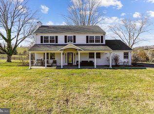 9253 Cliff Mills Rd, Warrenton, VA 20186
