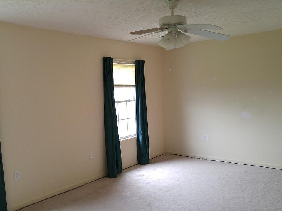 1st image of 64 Pinnacle Ln #23