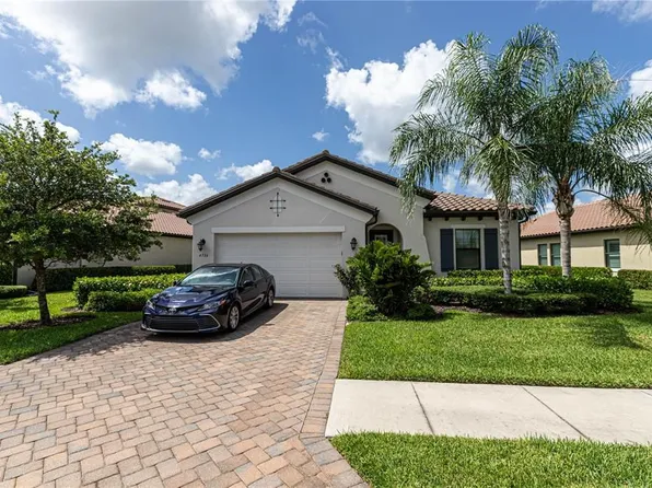 4726 Formosa Dr, Naples, FL 34119