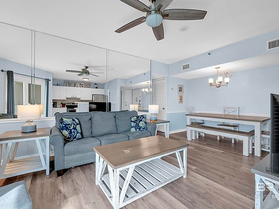 3rd image of 375 Plantation Rd #5216