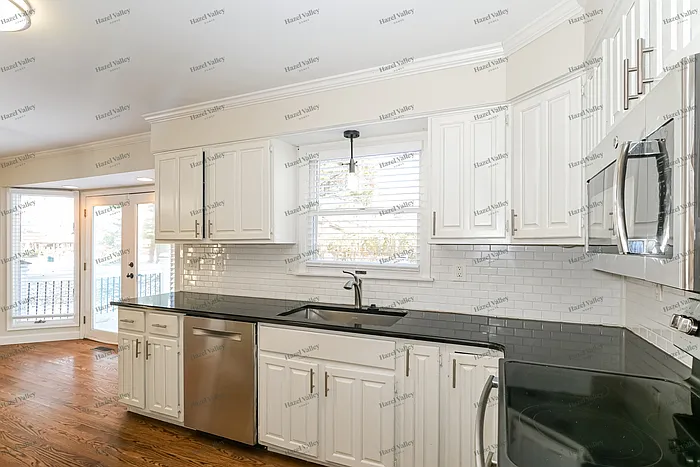 76 Rue Grand Dr — Photo 7