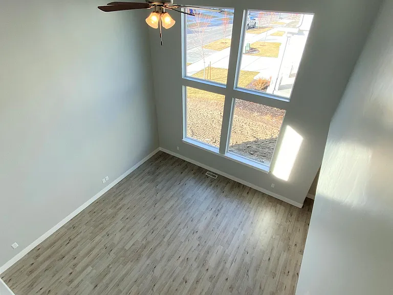 1758 W Stone Gate Dr — Photo 10