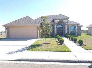 608 Cedarwood Dr, Rio Grande City, TX 78582