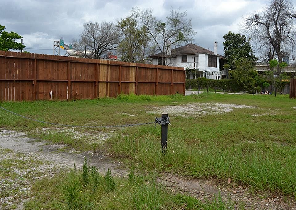 1st image of 1311 Rosewood St