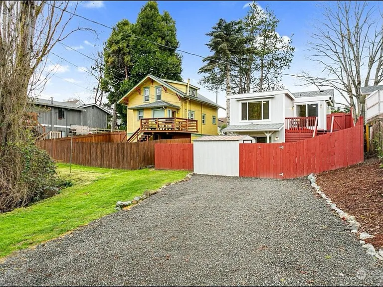 1522 Lincoln St — Photo 5