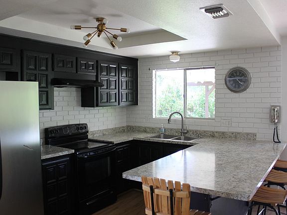 4th image of 337 Woodhaven Drive
