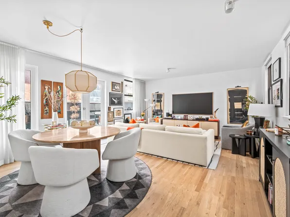 140 West 58th Street image 4 of 12