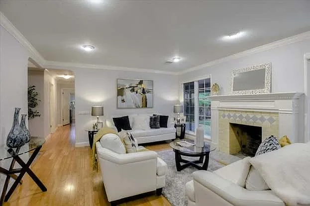 4024 Amaranta Ave — Photo 5