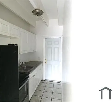 1405 NW 2nd Ct — Photo 5