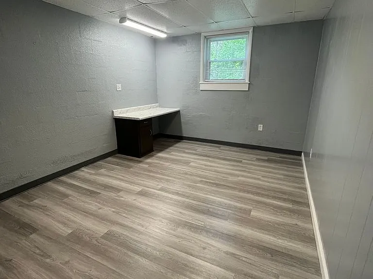 107 Lucas Dr — Photo 13