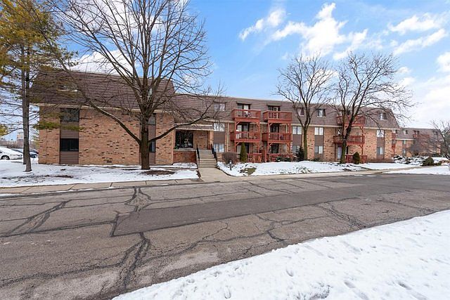 1st image of 1925 Tall Oaks Dr Unit 1703