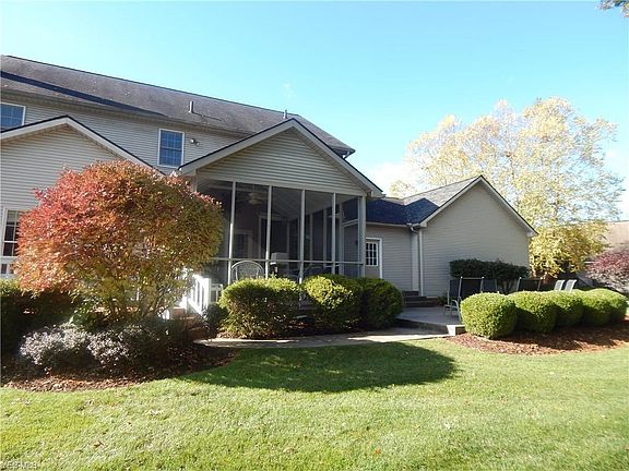 2nd image of 3001 Sussex Ct