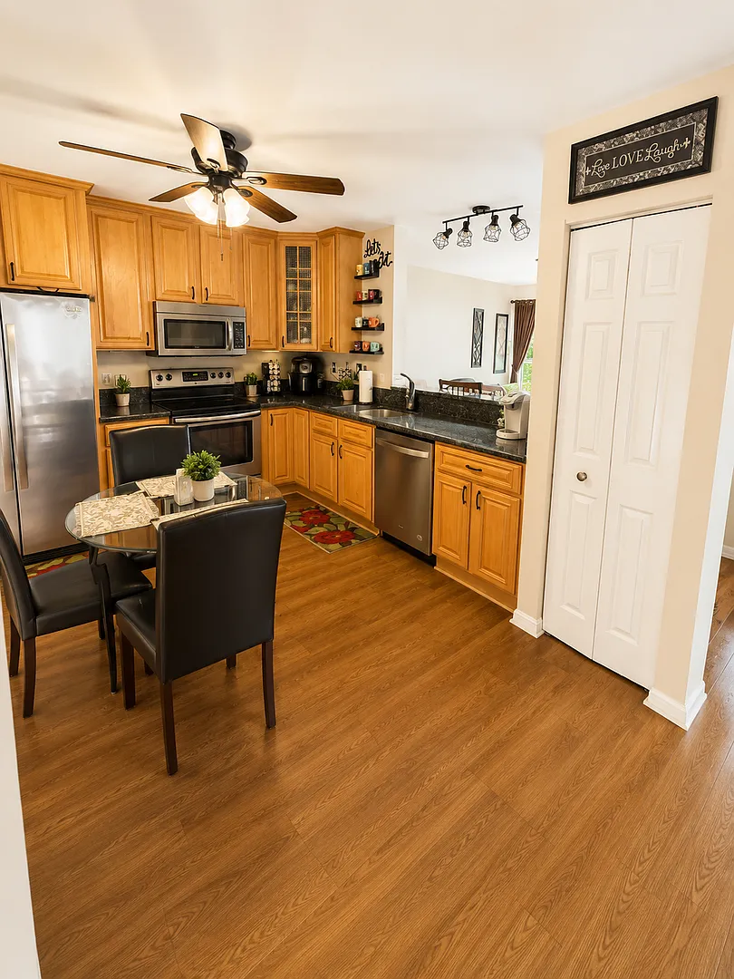 Charming 3BD/2BA Townhome in Perry Hall, MD! — Photo 3