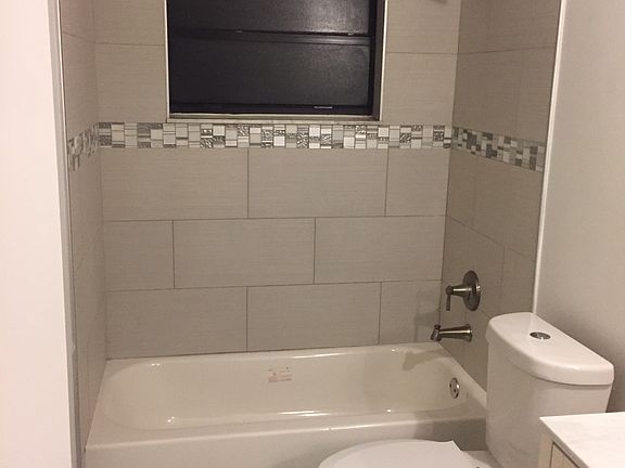 5th image of 3901 Heath Cir S