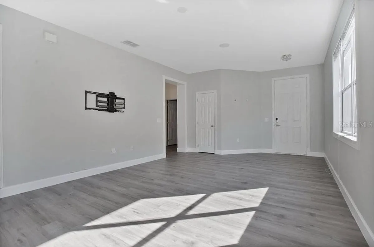 Building Photo - 14837 Perdido Dr