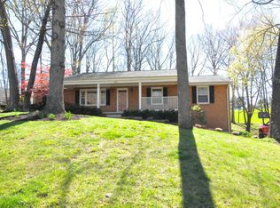 399 Stratford Dr, Blue Ridge, VA 24064