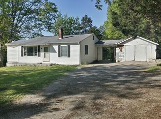 6410 Henegar Rd, Corryton, TN 37721