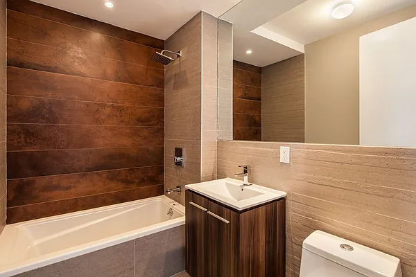 Rented by Tri State Commercial Realty | media 15