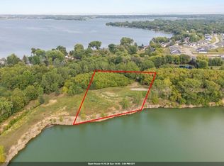 Leonard Point Rd #3, Oshkosh, WI 54904