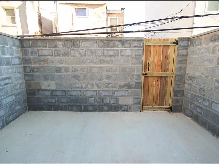 1525 S Dorrance St — Photo 16