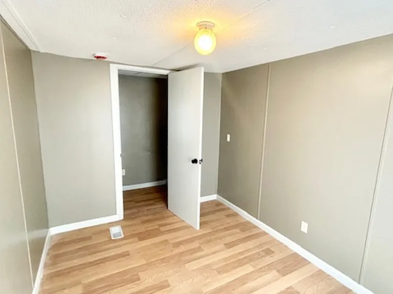 5601 SW Lakefront Ln S #36 — Photo 6