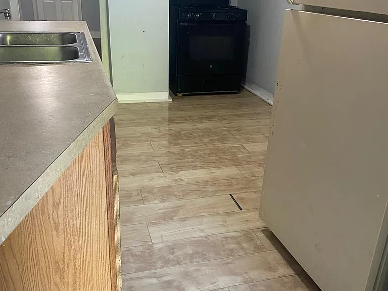 1132 Wolf St #4 — Photo 9