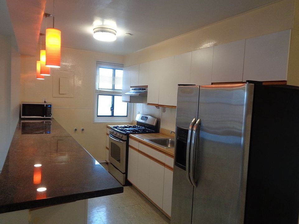 1st image of 2015 23rd St #2