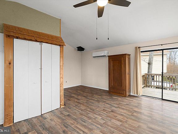 5th image of 228 Graywolf Trl