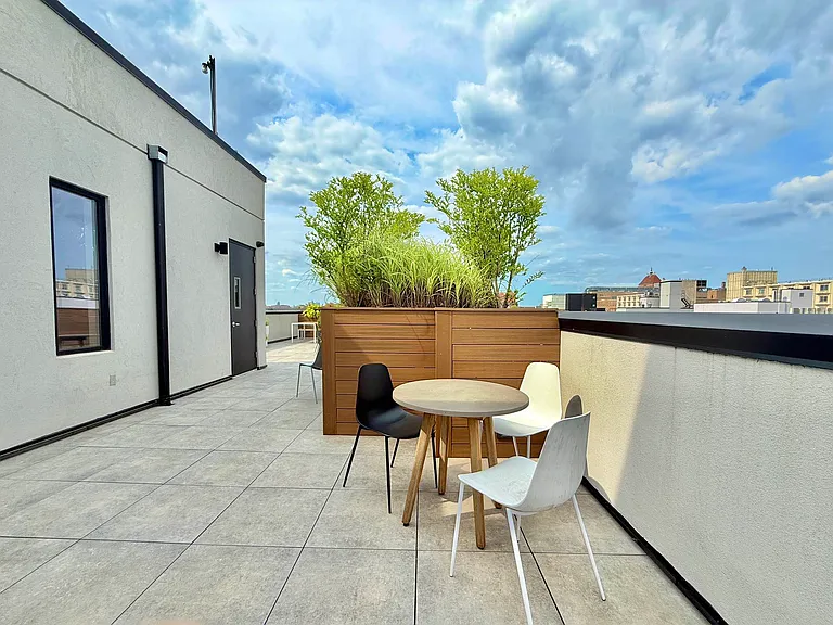 308 Linden Blvd #5A — Photo 17