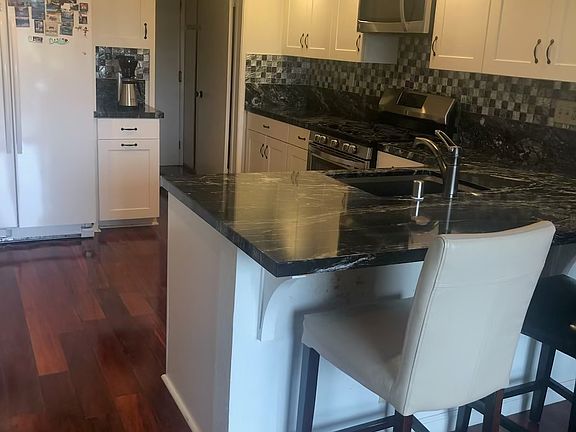 5th image of 3404 Westwood Ct
