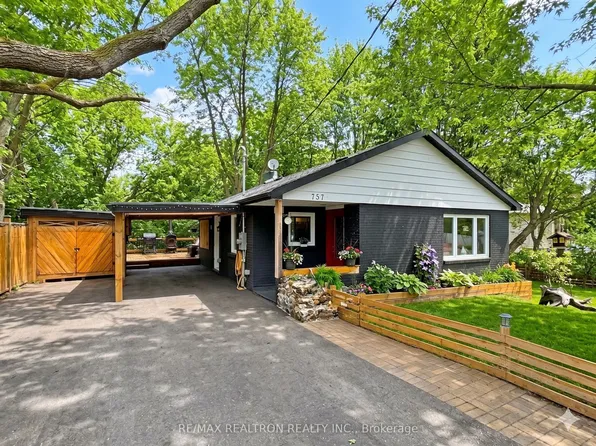 757 Srigley St, Newmarket, ON L3Y 1X6